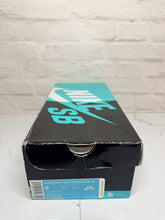 Load image into Gallery viewer, Nike SB Dunk Low Disposable (2014) - 9M
