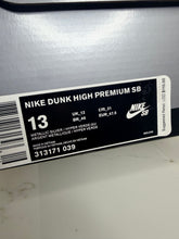 Load image into Gallery viewer, Nike SB Dunk High Silver Box (2016) - 13M
