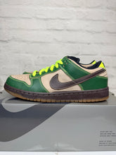 Load image into Gallery viewer, Nike SB Dunk Low Jedi (2004) - 9M
