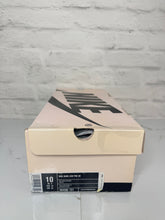 Load image into Gallery viewer, Nike SB Dunk Low Shanghai (2005) - 10M
