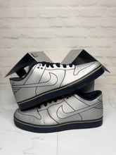 Load image into Gallery viewer, Nike Dunk Low 6.0 SE Delorean DMC-12 Special Box (2010) - 10M
