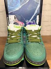Load image into Gallery viewer, Nike SB Dunk Low Concepts Green Lobster Special Box (2019) - 9M
