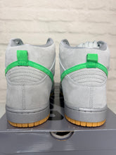 Load image into Gallery viewer, Nike SB Dunk High Silver Box (2016) - 12M
