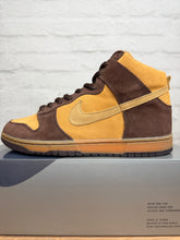 Load image into Gallery viewer, Nike SB Dunk High Brown Pack (2003) - 10M
