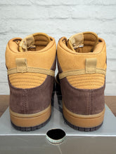Load image into Gallery viewer, Nike SB Dunk High Brown Pack (2003) - 10M
