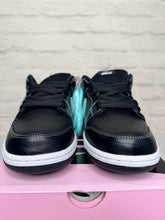Load image into Gallery viewer, Nike SB Dunk Low Diamond Supply Co. Black Diamond (2018) - 11.5M
