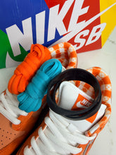 Load image into Gallery viewer, Nike SB Dunk Low Concepts Orange Lobster (2022) - 8M
