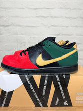 Load image into Gallery viewer, Nike SB Dunk Low BHM (2013) - 9.5M
