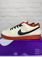 Load image into Gallery viewer, Nike SB Dunk Low Pro Hennessy (2020) - 12M
