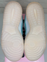 Load image into Gallery viewer, Nike SB Dunk Low Diamond Supply Co. White Diamond (2018)
