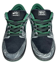 Load image into Gallery viewer, Nike SB Dunk Low There Skateboards (Preowned)
