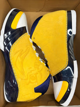 Load image into Gallery viewer, Jordan 23 Retro Marquette PE
