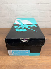 Load image into Gallery viewer, Nike SB Dunk Low Disposable (2014) - 9M
