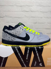 Load image into Gallery viewer, Nike SB Dunk Low DJ Clark Kent x Primitive 112 (2013) - 10M
