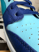 Load image into Gallery viewer, Nike SB Dunk Low MIA Skate Shop (2013) - 13M
