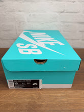 Load image into Gallery viewer, Nike SB Dunk Low Red Patent Leather (2015) - 13M
