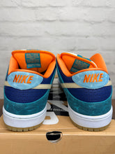 Load image into Gallery viewer, Nike SB Dunk Low MIA Skate Shop (2013) - 13M

